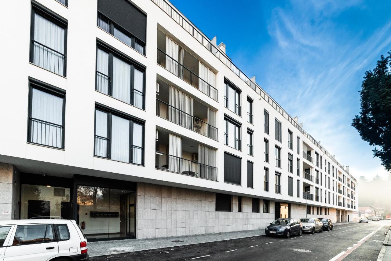Appartement Monochrome Urban Hoodie *
